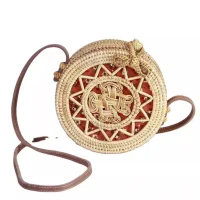 Handmade round rattan handbag with star pattern